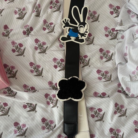 Givenchy Pink Canvas Tote Disney edition - Picture 6 of 7